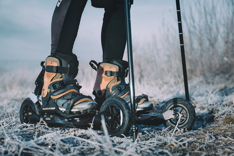Off-road skates for cross training