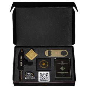 USD ANNIVERSARY BOX 25 YEARS 64