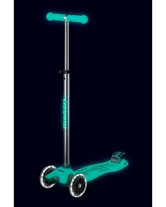 MICRO MAXI DELUXE GLOW LED GREEN TORMENTA SCOOTER